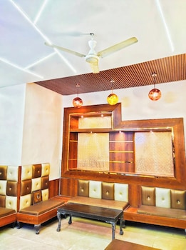 hotel revoli amritsar near golden temple