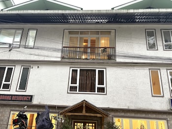 swastik inn beside swastik medical store
