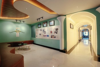 the golden recurve spa and casino