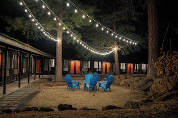 trailhead lodge