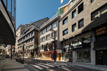 lee hotel