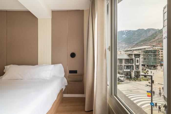 lee hotel