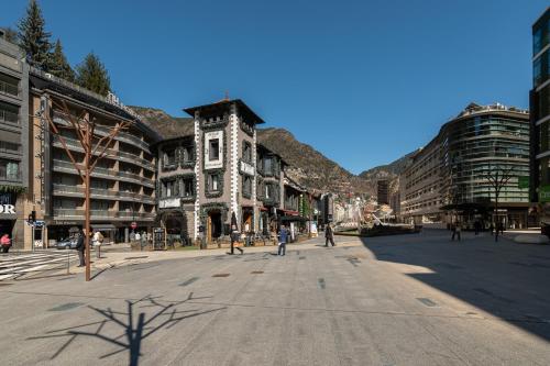 lee hotel