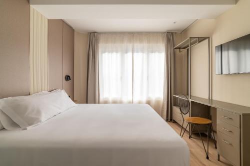 lee hotel