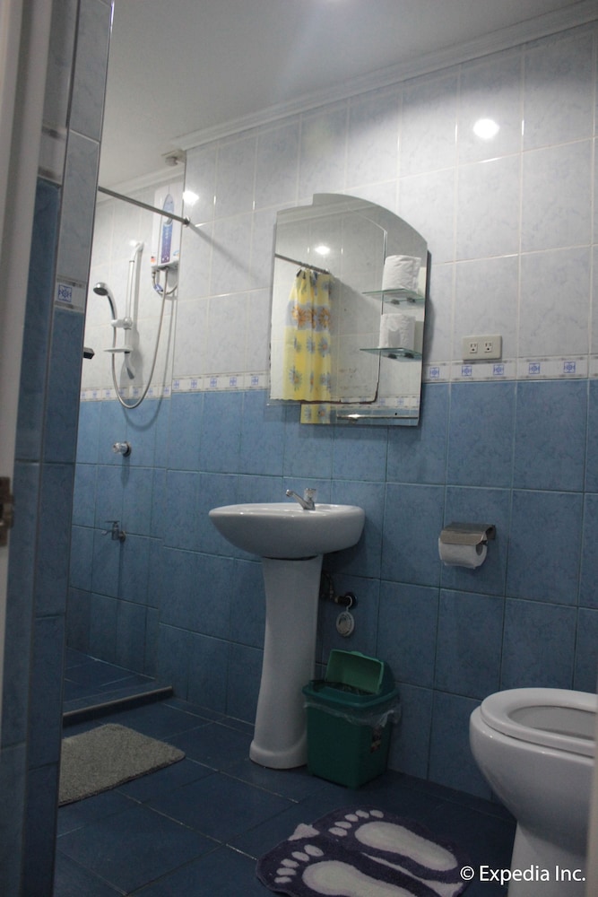 blue rock beach resort