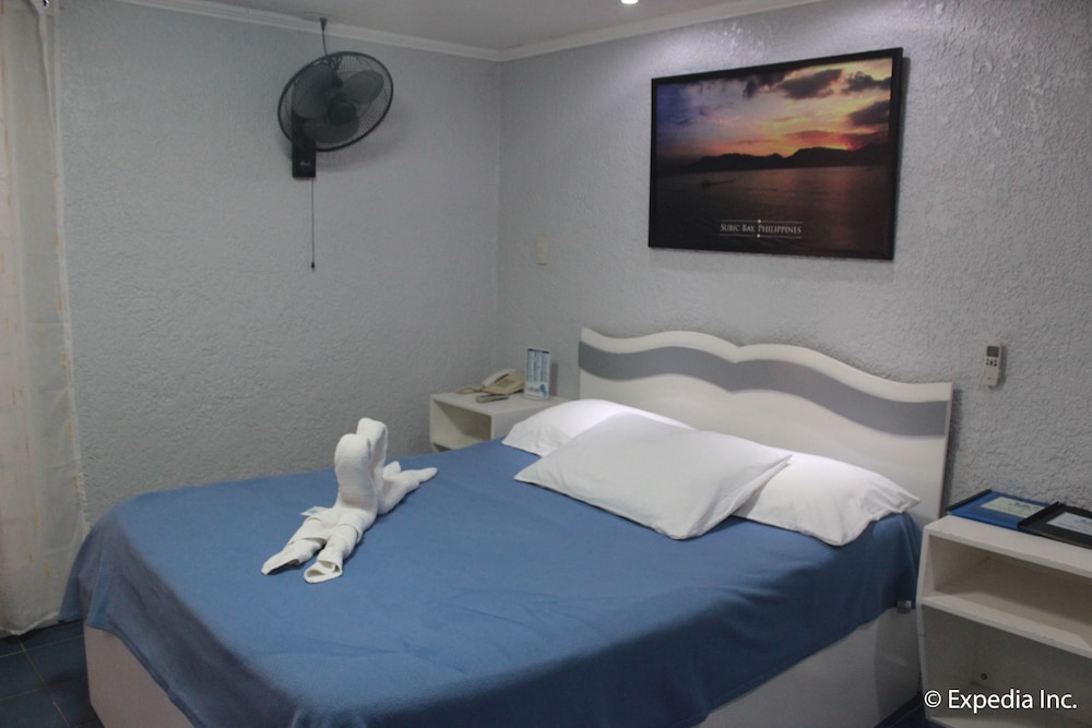 Blue Rock Beach Resort,Subic>>Olongapo,3 star