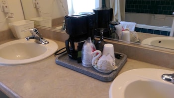 Surfside Stay Morro Bay,,2 star