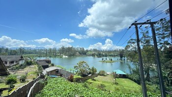 Malakai Villa Pangalengan,,2 star