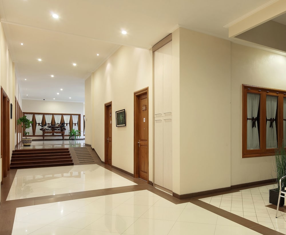 kertanegara premium guest house
