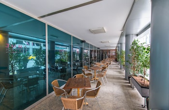 hotel mavi surmeli