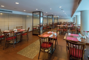 hotel mavi surmeli