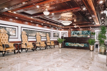 doris luxury hotel