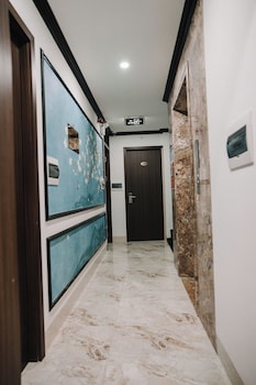 doris luxury hotel