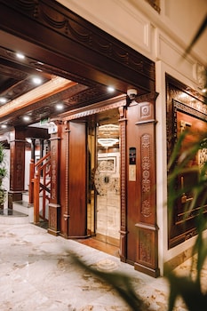 doris luxury hotel