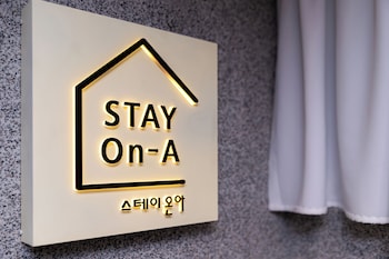 stay on a