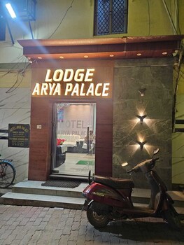 arya palace