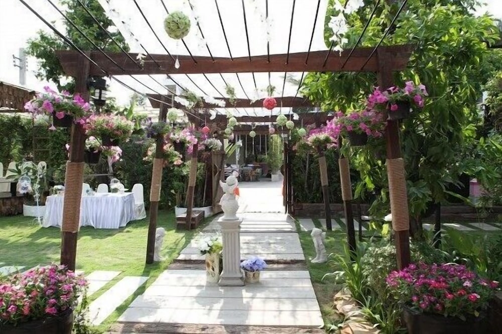 the loft resort bangkok