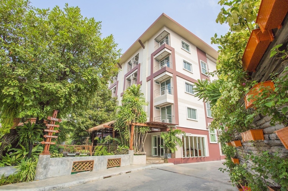 the loft resort bangkok