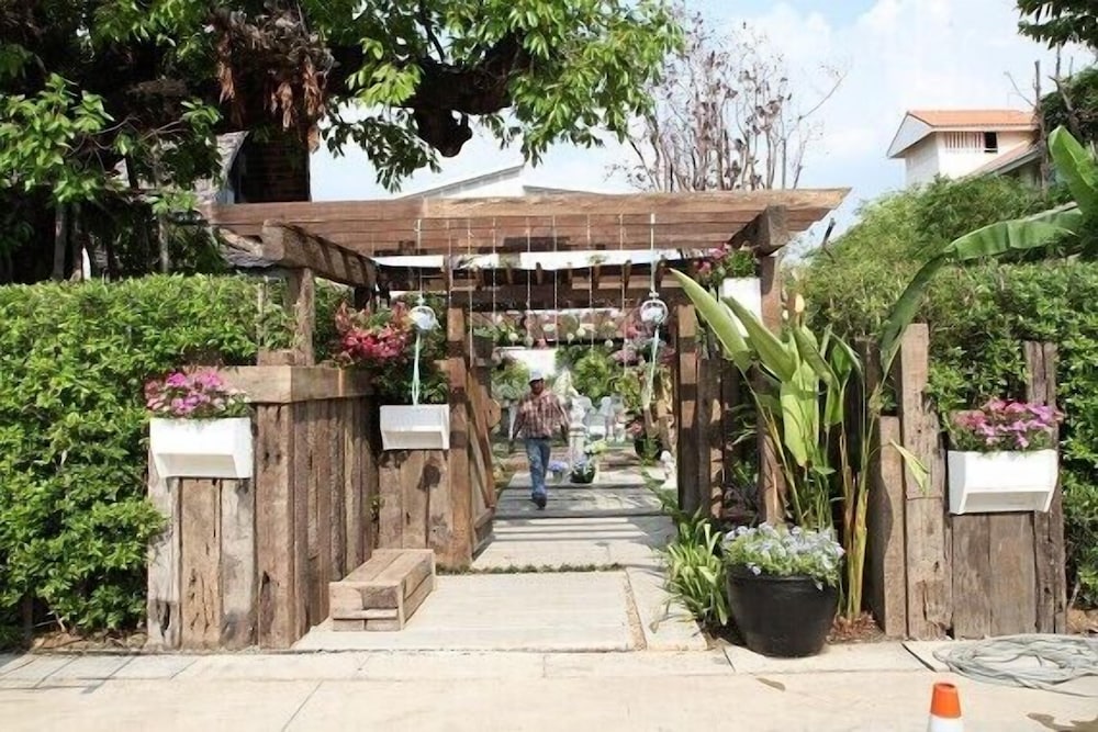 the loft resort bangkok