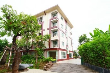 the loft resort bangkok