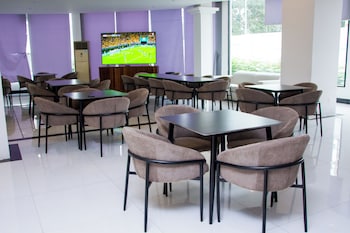 Hotel Kilimanjaro,,3 star