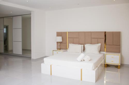 hotel kilimanjaro