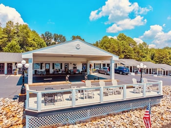 deerfield inn
