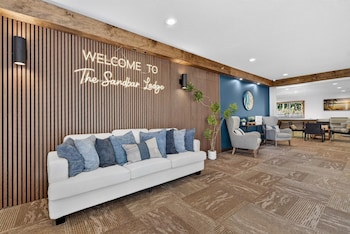 the sandbar lodge at torch lake