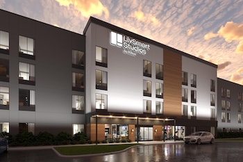 Livsmart Studios Hilton Pensacola I-10 North Davis Hwy,,2 star