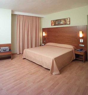 Bs Capitulaciones,Granada>>Chauchina,4 star