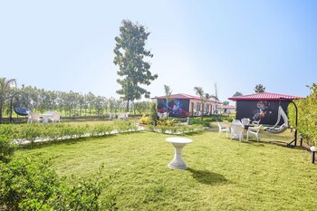 wild hibiscuss resort