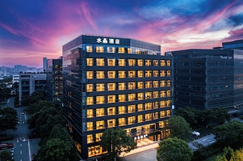 Orange Crystal Shanghai Jinqiao,,4 star