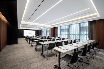 intercityhotel shanghai pujiang center
