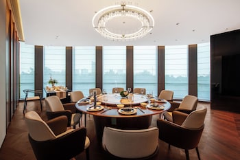 shanghai lujiazui riverside center intercityhotel