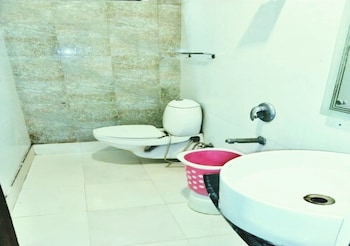 paying guest hotel