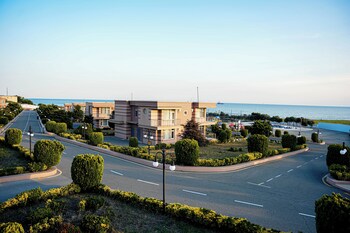 khazri resort and villas