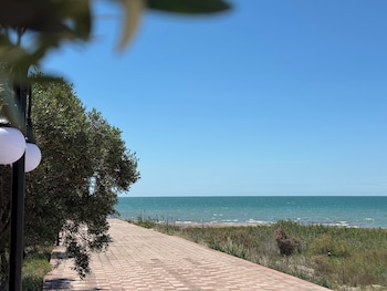 khazri resort and villas