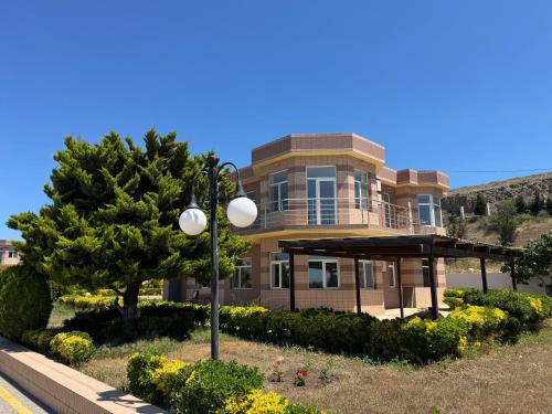 khazri resort and villas