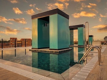 leganes urban apartments by gaiarooms