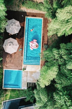 zhangjiajie waterfront huajian inn