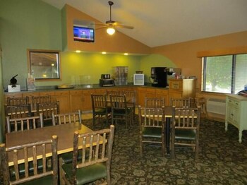 super davneport inn and suite