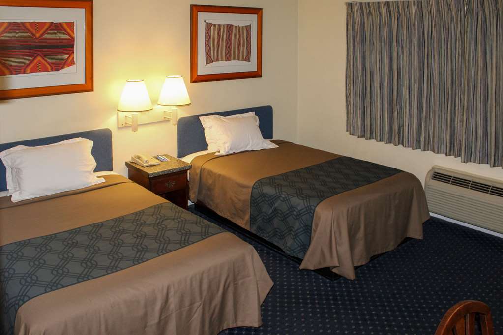 central phoenix hotel