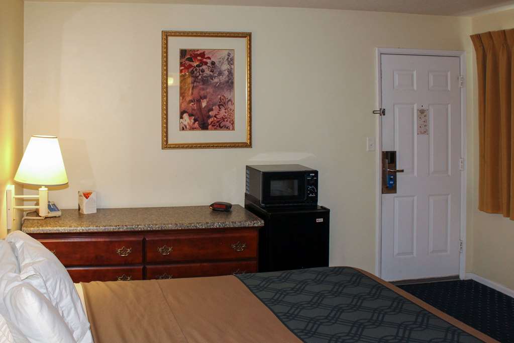 central phoenix hotel