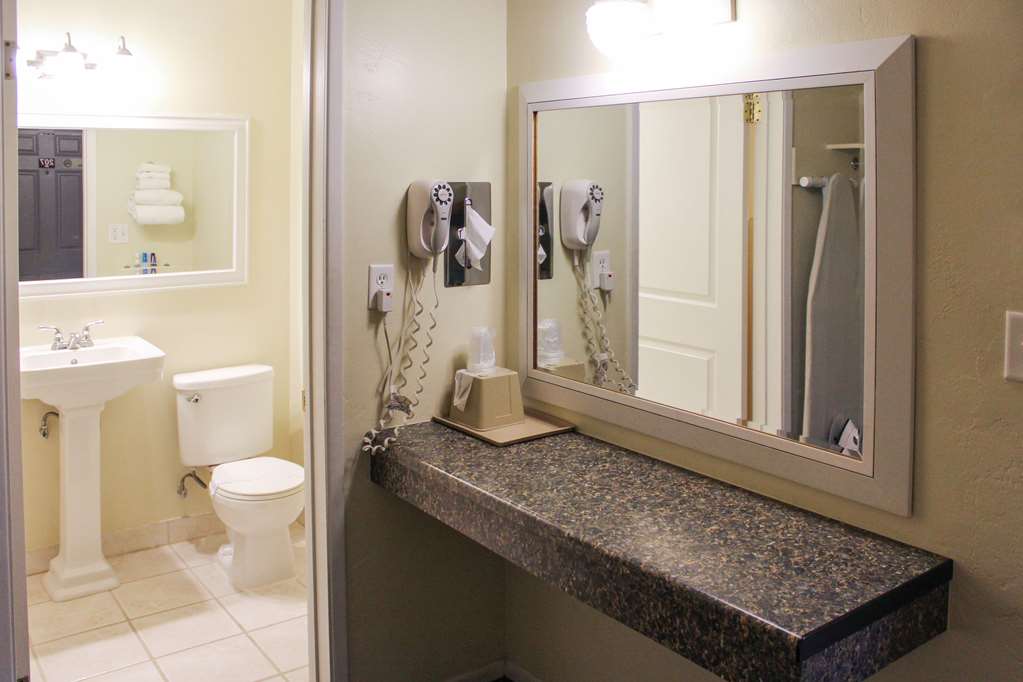 central phoenix hotel