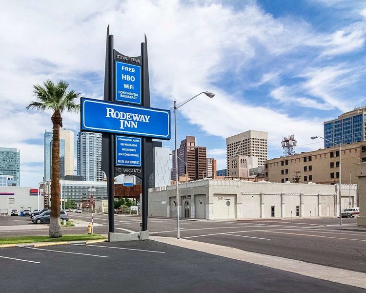 central phoenix hotel