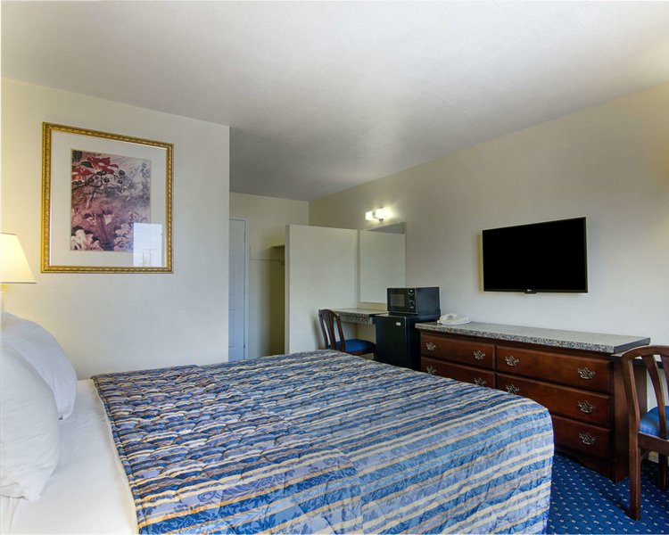 central phoenix hotel