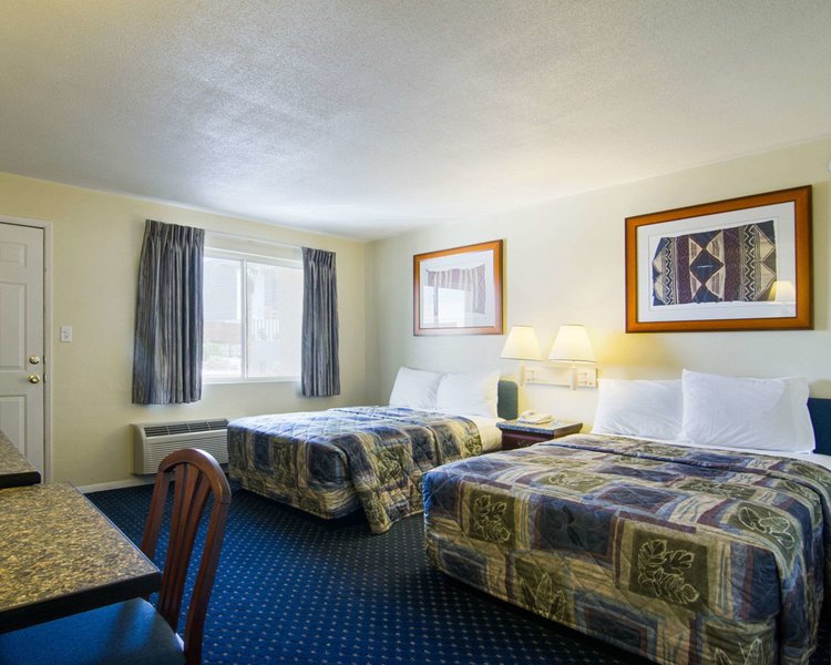 central phoenix hotel