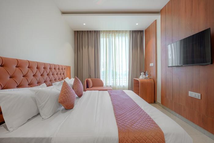 hotel tranquil airport road mohali chandigarh