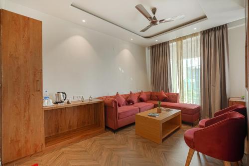 hotel tranquil airport road mohali chandigarh
