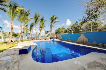 Hotel Pirata Boca De Yuma,,2 star